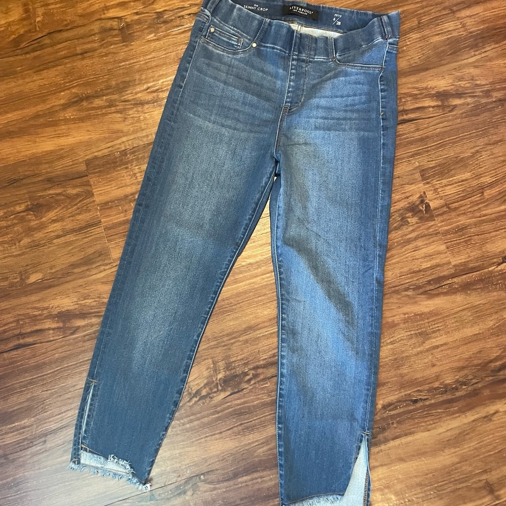 Liverpool cropped jeans